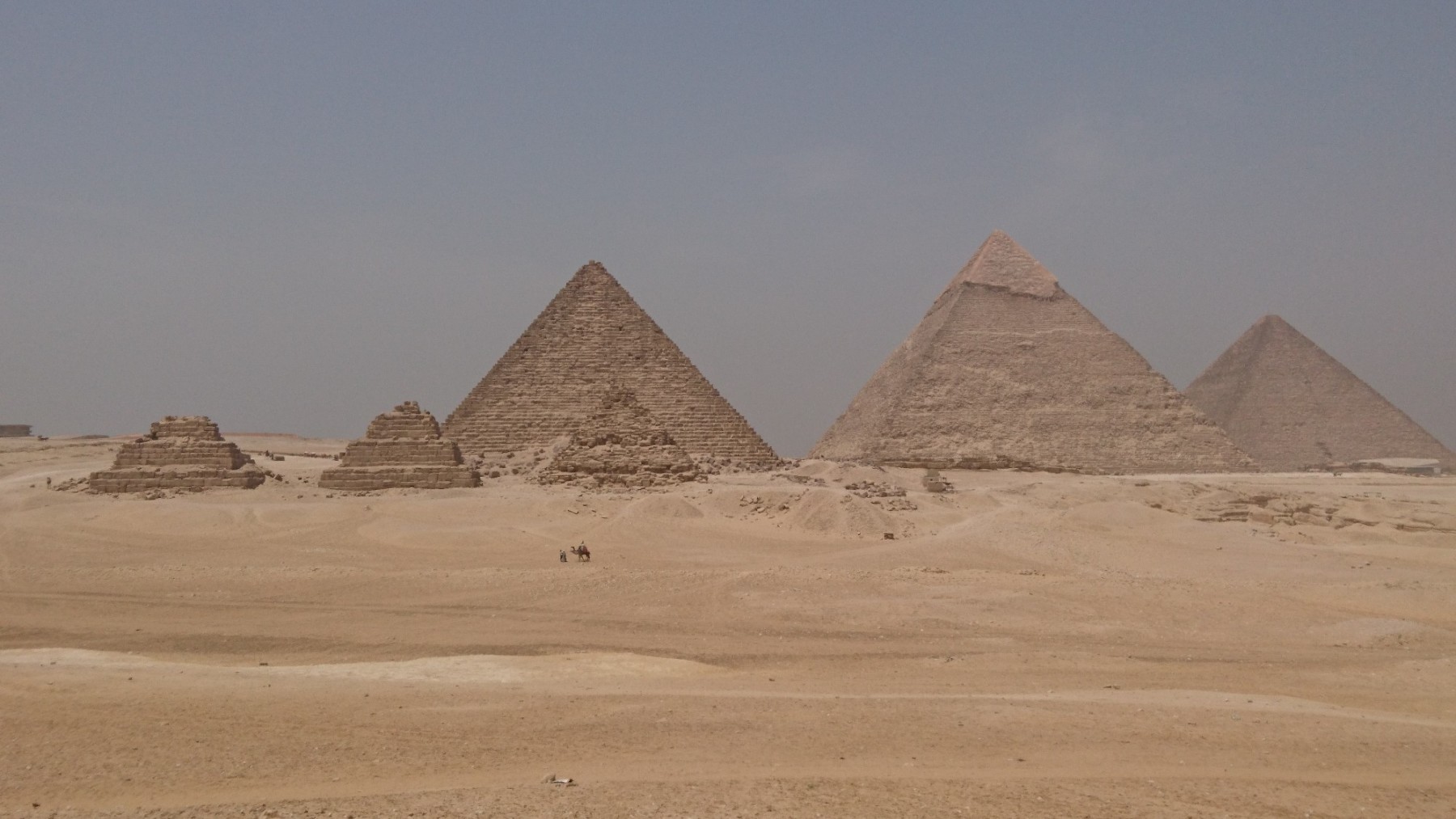 Die Pyramiden von Gizeh nahe Kairo in Ägypten.